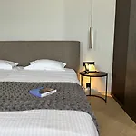 Select Hotell 4*