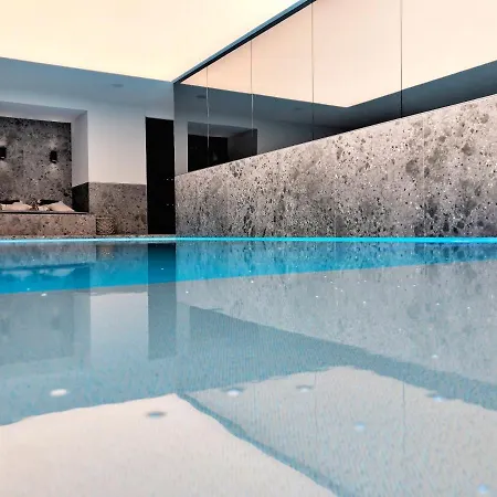 Hotel Select 4*