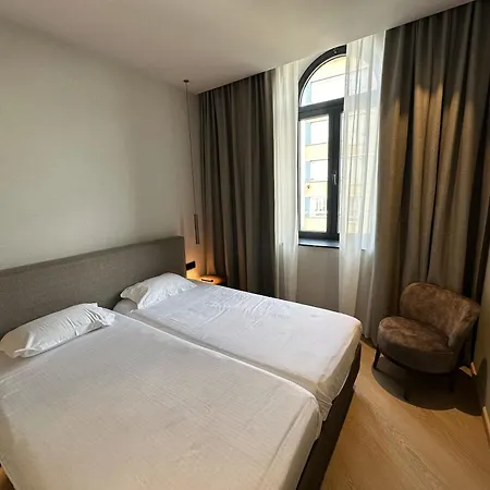 Hotel Select 4*