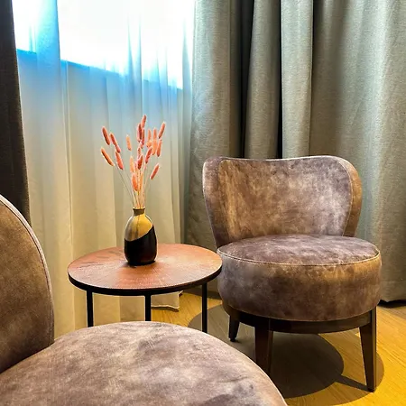 Select Hotel 4*